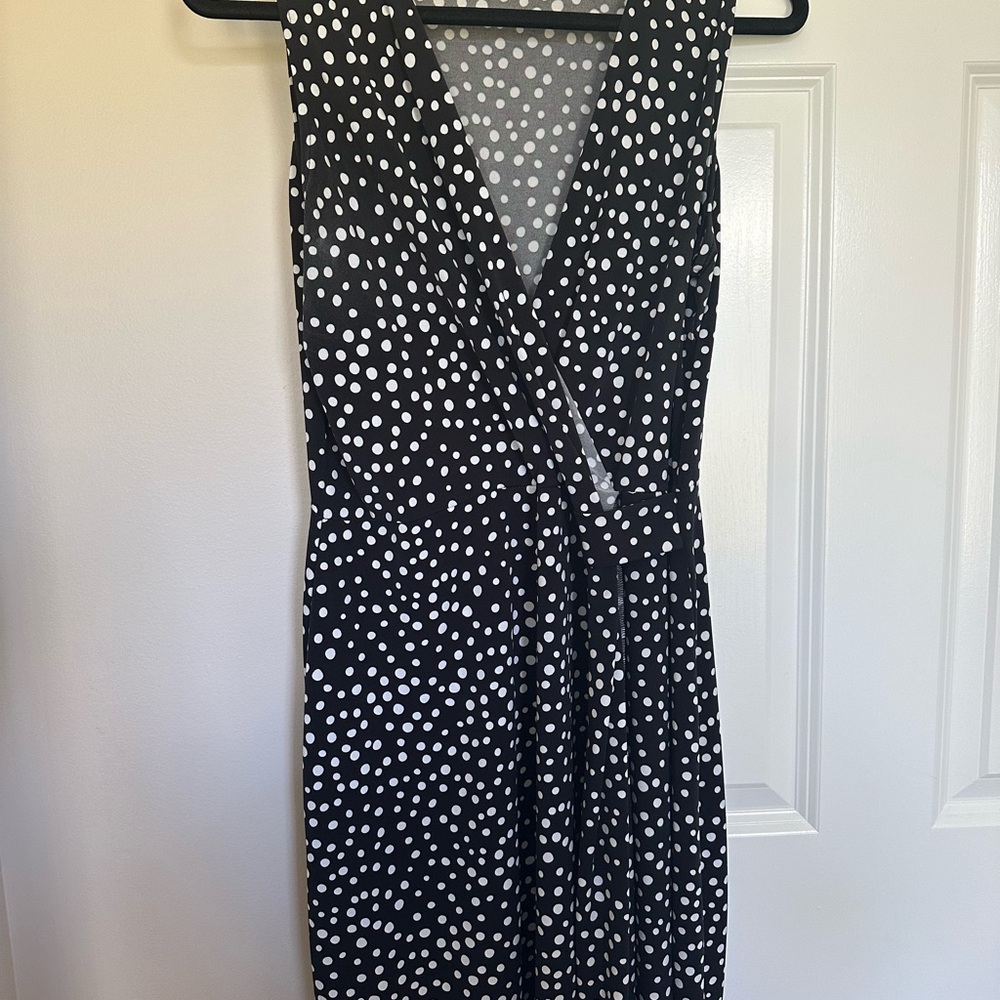 Stitch Fix Black and White Sleeveless Faux Wrap Midi Dress